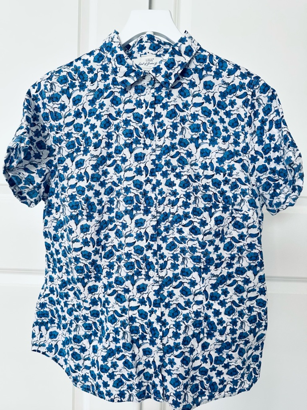 Women’s L.O.G.G. Short Sleeve Floral Button-Down Blouse Size 16 Regular